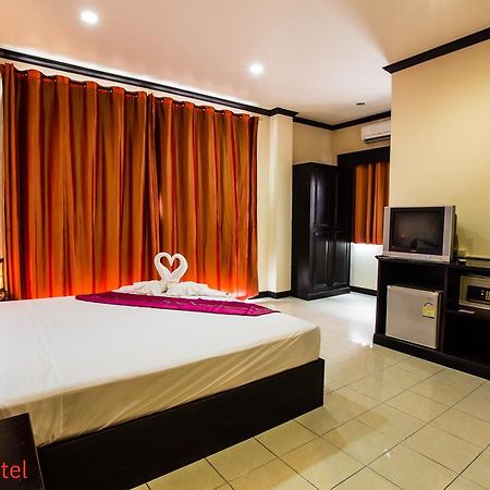 Ramaz Hotel Patong Екстер'єр фото