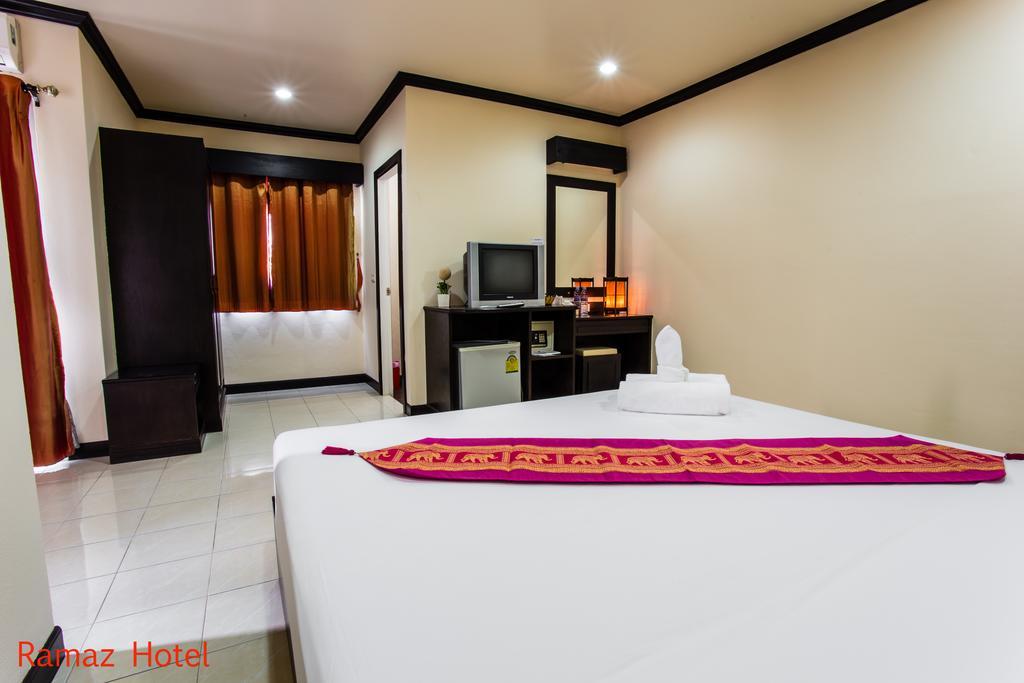 Ramaz Hotel Patong Екстер'єр фото