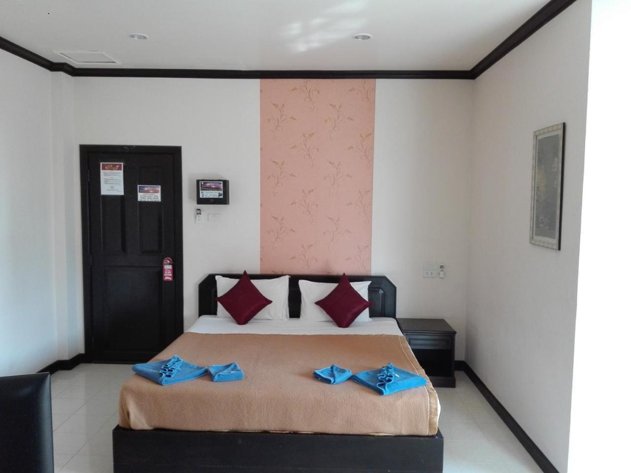 Ramaz Hotel Patong Екстер'єр фото