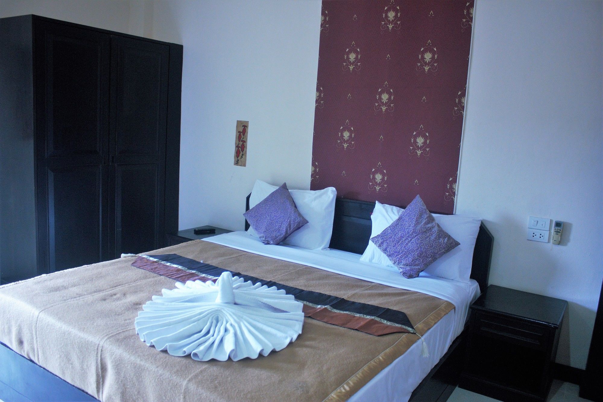 Ramaz Hotel Patong Екстер'єр фото