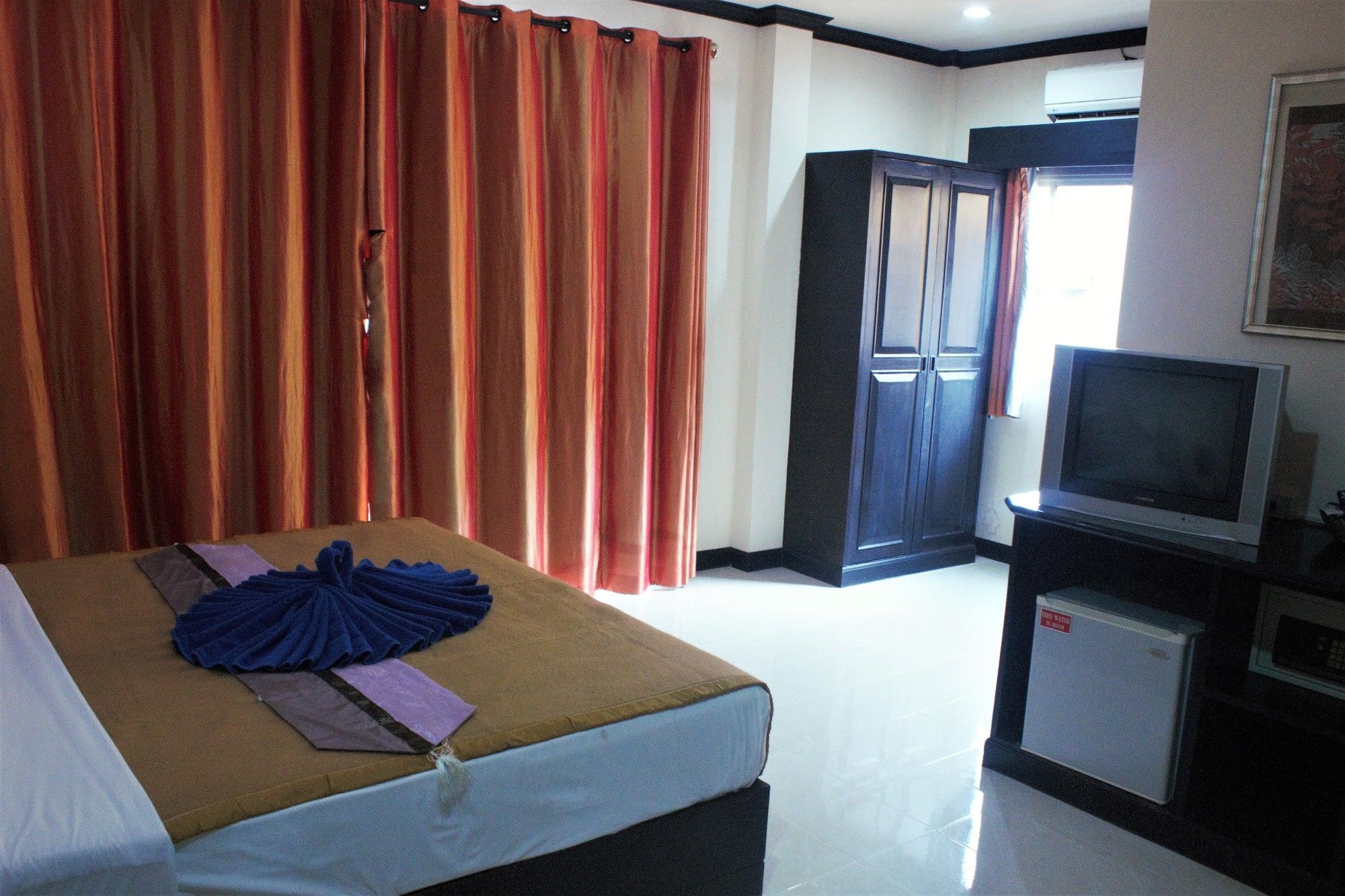 Ramaz Hotel Patong Екстер'єр фото